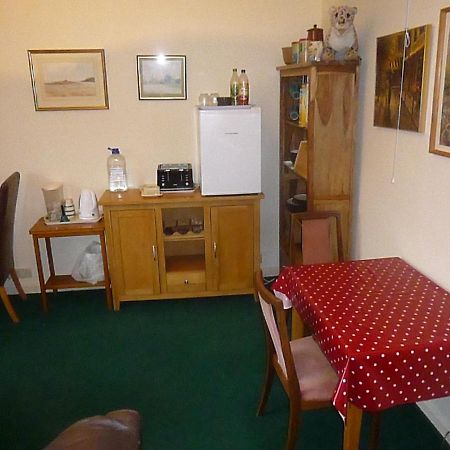 The Garden House B&B Knighton  Bagian luar foto